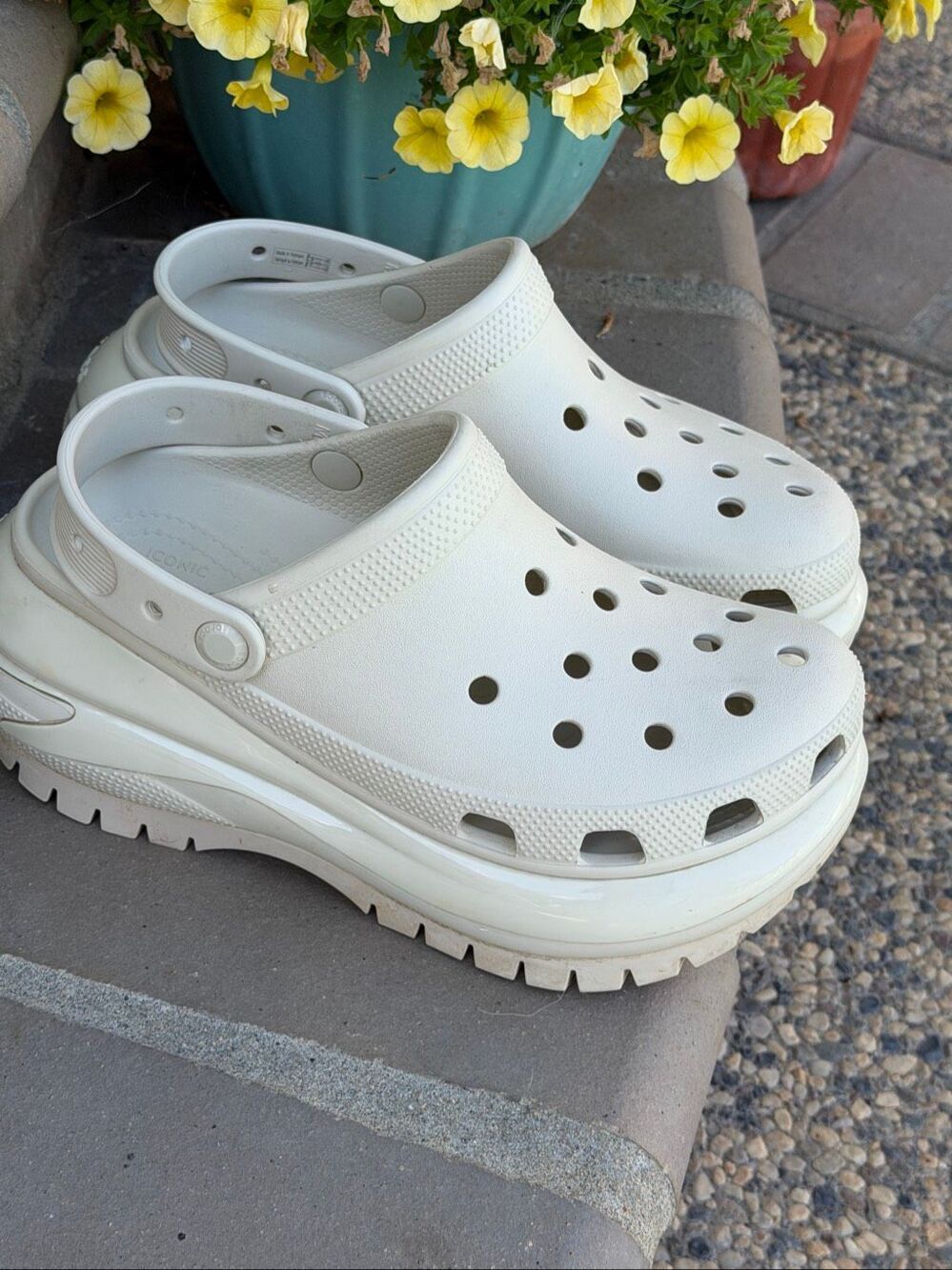 Platform Crocs in cream